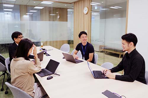 デジタルグリッド株式会社_社内風景写真