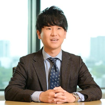 PwCあらた有限責任監査法人 製造・流通・サービス部門 テクノロジー・エンターテインメント部 シニアアソシエイト 公認会計士 魚路 高央